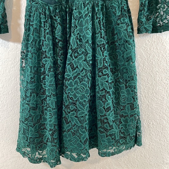 Abercrombie & Fitch Emerald Green Lace Cut out Dress Size Medium - Picture 6 of 14